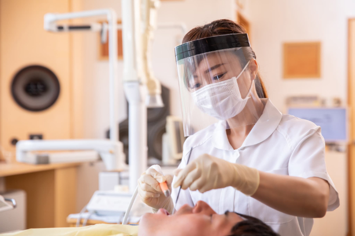 PMTCする歯科衛生士
