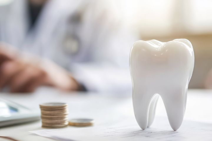 審美歯科の費用のイメージ